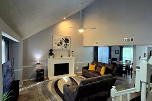 14244 Oak Chase Dr, Houston, TX 77062 - Photo 5