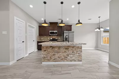 1107 Lyle W Avenue, Cleveland, TX 77327 - Photo 25