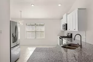 13221 Lago Acero Ln, Texas City, TX 77568 - Photo 11