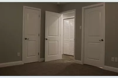 55 E White Willow Circle, The Woodlands, TX 77381 - Photo 15