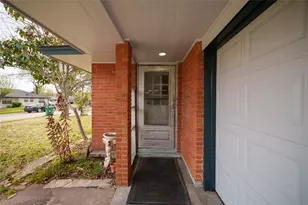 1904 Edgehill Rd, Pasadena, TX 77502 - Photo 3