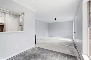 9005 Gaylord St, Houston, TX 77024 - Photo 11