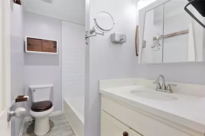 9005 Gaylord Street #17, Houston, TX 77024 - Photo 19