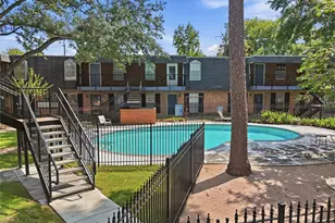 9005 Gaylord St, Houston, TX 77024 - Photo 27