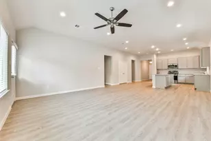 3911 Sugardale St, Baytown, TX 77521 - Photo 7