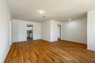 6011 Belmark St, Houston, TX 77033 - Photo 5