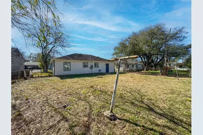 6011 Belmark Street, Houston, TX 77033 - Photo 23