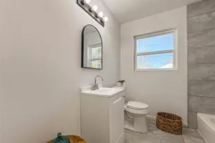 6011 Belmark St, Houston, TX 77033 - Photo 17