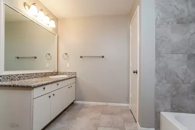 947 Leadenhall Circle, Channelview, TX 77530 - Photo 11