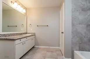 947 Leadenhall Cir, Channelview, TX 77530 - Photo 11