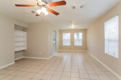 947 Leadenhall Circle, Channelview, TX 77530 - Photo 3