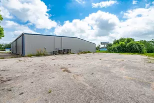 8621 Hwy 6, Hitchcock, TX 77563 - Photo 9
