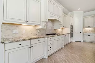 131 Hunter Hollow Dr, Montgomery, TX 77316 - Photo 9