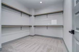 835 S Victory Dr, Houston, TX 77088 - Photo 31