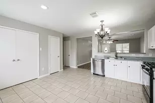 12018 Madison Oak St, Houston, TX 77038 - Photo 15