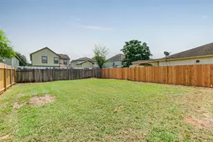 12018 Madison Oak St, Houston, TX 77038 - Photo 5