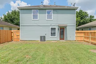 12018 Madison Oak St, Houston, TX 77038 - Photo 7