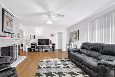 4831 Knickerbocker Street, Houston, TX 77035 - Photo 19