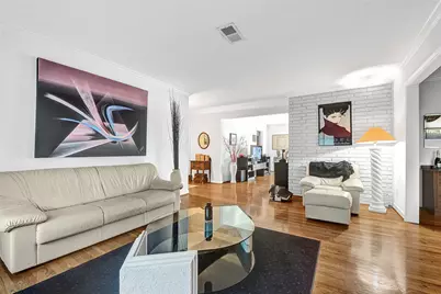 4831 Knickerbocker Street, Houston, TX 77035 - Photo 9