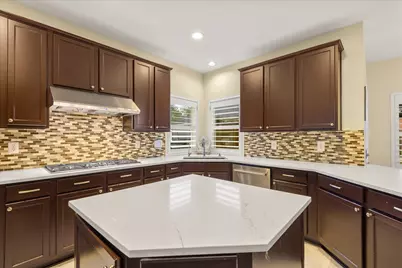 7411 Shady Arbour Court, Pasadena, TX 77505 - Photo 13