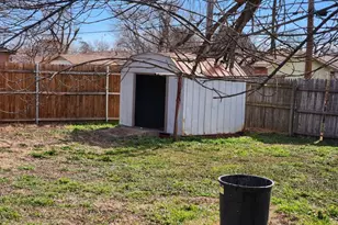 2914 E Colgate St, Lubbock, TX 79403 - Photo 19