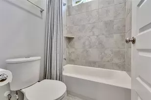 9904 Smokehouse Silo Ln, Houston, TX 77080 - Photo 37