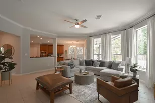 7 E Shale Creek Cir, The Woodlands, TX 77382 - Photo 5