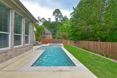 7 E Shale Creek Circle, The Woodlands, TX 77382 - Photo 21