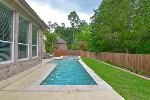 7 E Shale Creek Cir, The Woodlands, TX 77382 - Photo 21