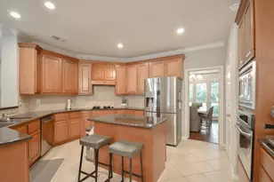 7 E Shale Creek Cir, The Woodlands, TX 77382 - Photo 7