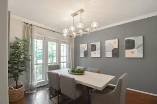 7 E Shale Creek Cir, The Woodlands, TX 77382 - Photo 3
