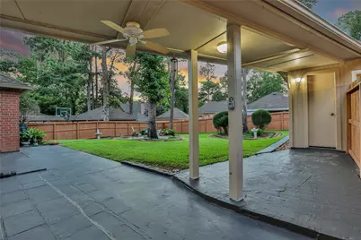 14 Twin Springs Place, The Woodlands, TX 77381 - Photo 7