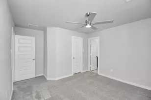 14607 Diamond Dove Ln, Houston, TX 77049 - Photo 31