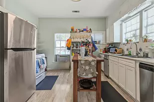 725 E 26th St, Houston, TX 77009 - Photo 11