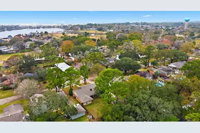 114 Wyndwood Drive, Seabrook, TX 77586 - Photo 5