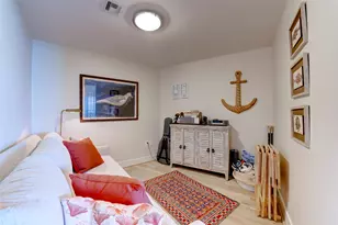 801 E Beach Dr, Galveston, TX 77550 - Photo 15