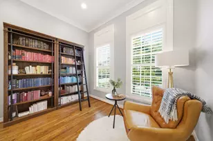 619 E 8th 1/2 St, Houston, TX 77007 - Photo 11
