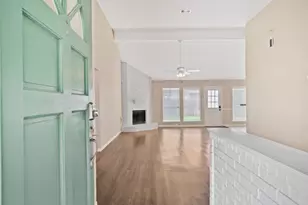 8614 Greenleaf Lake Dr, Houston, TX 77095 - Photo 5