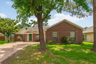 8614 Greenleaf Lake Dr, Houston, TX 77095 - Photo 1