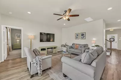 13711 Saxon Cliff Lane, Rosharon, TX 77583 - Photo 5