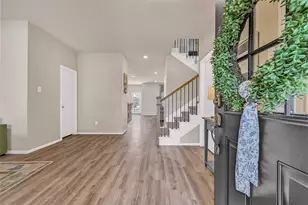 13711 Saxon Cliff Ln, Rosharon, TX 77583 - Photo 3