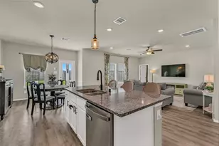 13711 Saxon Cliff Ln, Rosharon, TX 77583 - Photo 13