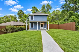 15190 Crockett Rd, Willis, TX 77378 - Photo 1