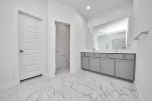 11810 Royal Willow Ln, Houston, TX 77066 - Photo 29