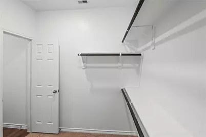 501 Oak Chase Avenue, Dayton, TX 77535 - Photo 17