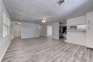 9112 Harvest Acres, Manvel, TX 77578 - Photo 15