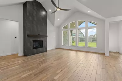12122 Grassy Bend Drive, Mont Belvieu, TX 77523 - Photo 17