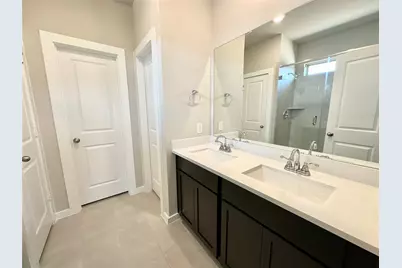 12164 Ridge Top Drive, Conroe, TX 77304 - Photo 9
