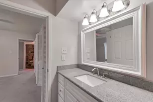 2574 Marilee Ln, Houston, TX 77057 - Photo 31