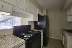 3206 Lobit Dr, Dickinson, TX 77539 - Photo 7